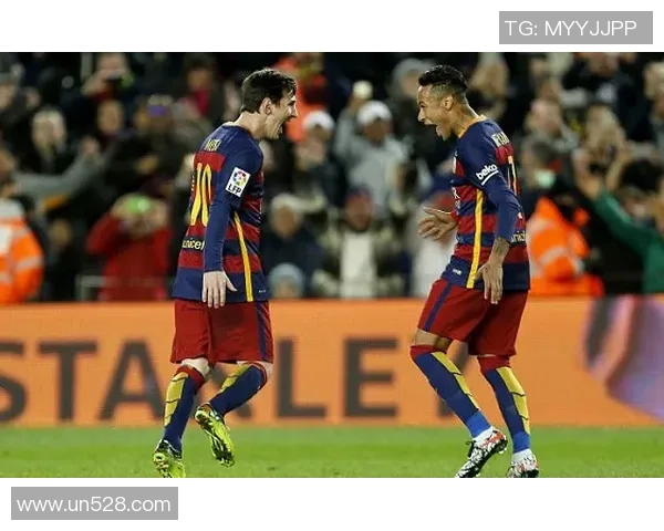 利雅得成功1-2遭10人吉达联合筛选,本泽马破门,奥亚尔建功